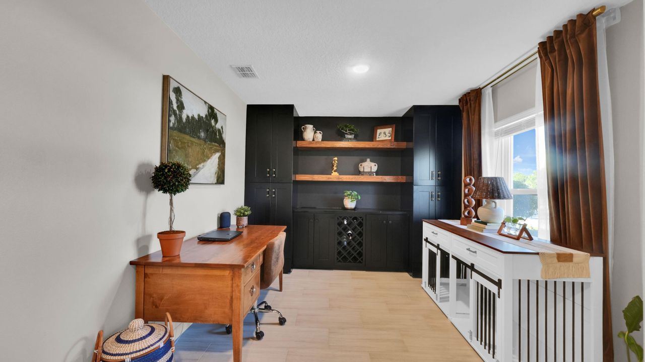 For Sale: $475,000 (3 beds, 2 baths, 1497 Square Feet)