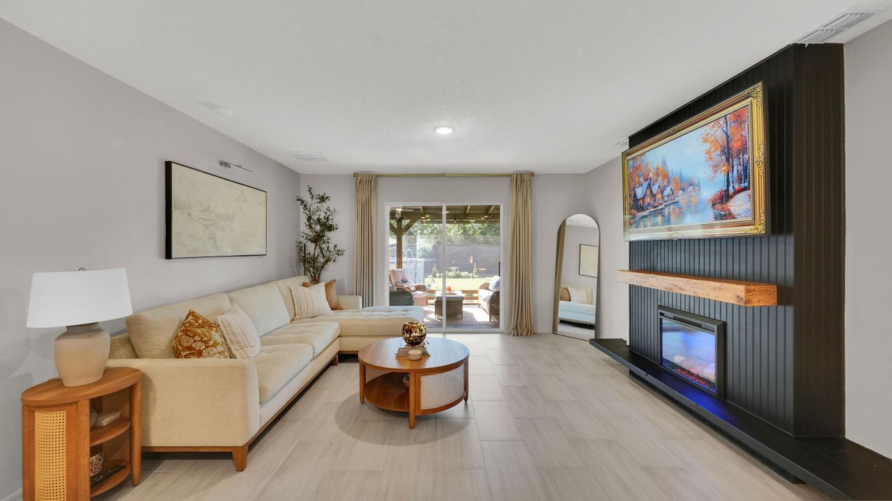 For Sale: $475,000 (3 beds, 2 baths, 1497 Square Feet)