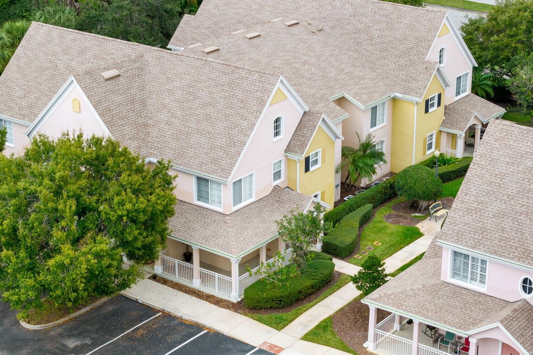 For Sale: $237,000 (2 beds, 2 baths, 1209 Square Feet)