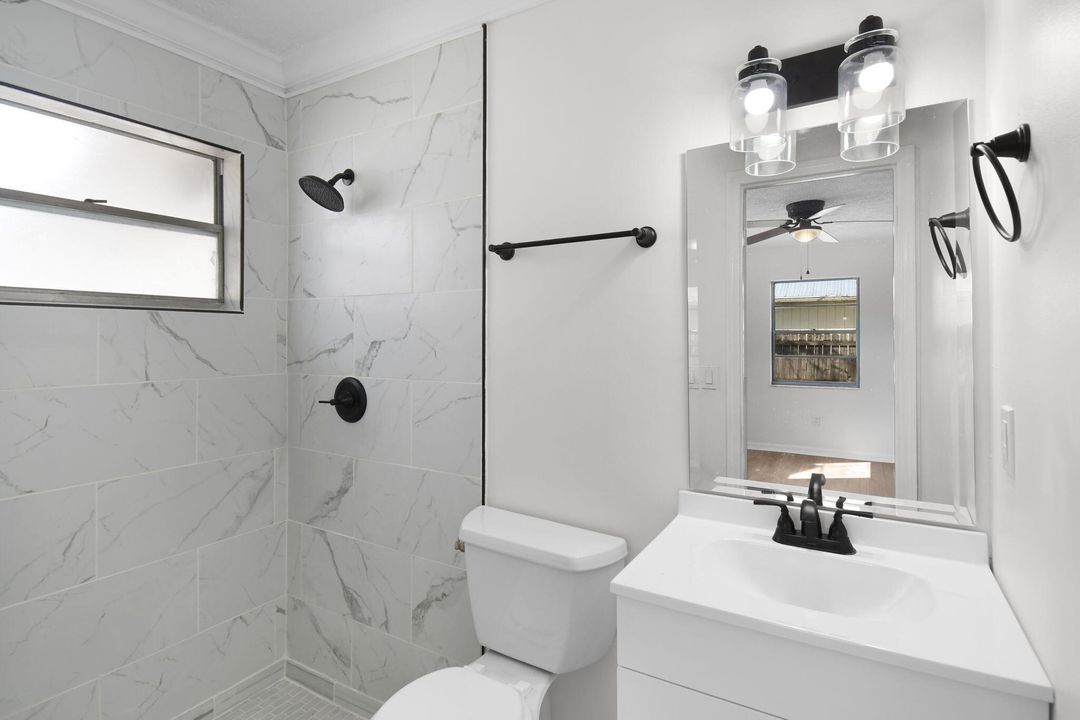 待售: $279,900 (2 贝兹, 2 浴室, 1430 平方英尺)