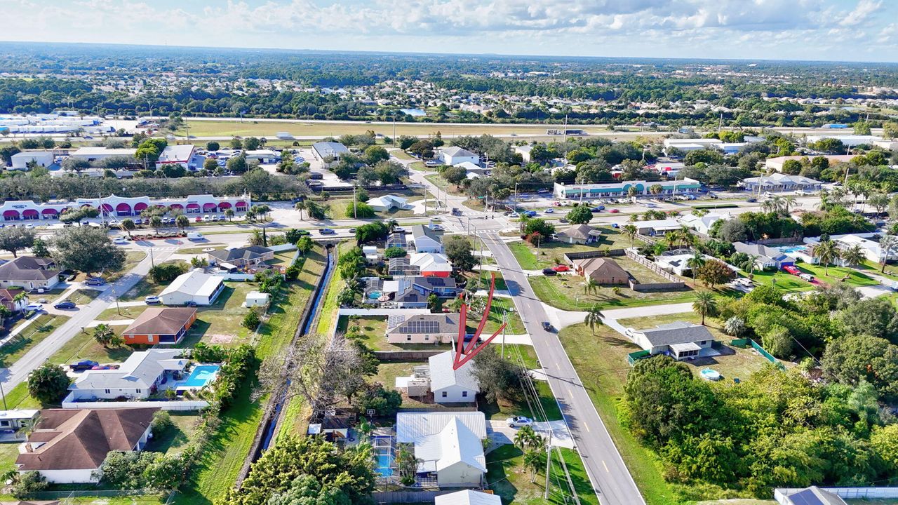 待售: $279,900 (2 贝兹, 2 浴室, 1430 平方英尺)