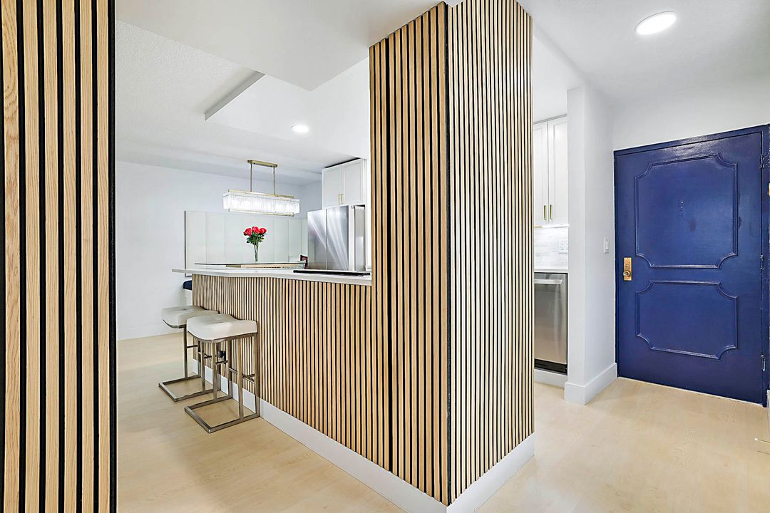 На продажу: $550,000 (2 спален, 2 ванн, 1031 Квадратных фут)