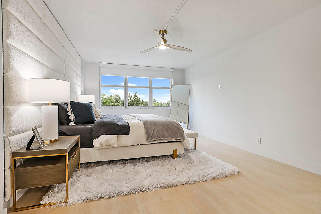 На продажу: $550,000 (2 спален, 2 ванн, 1031 Квадратных фут)