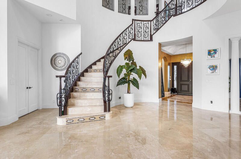 На продажу: $2,799,000 (5 спален, 7 ванн, 6519 Квадратных фут)