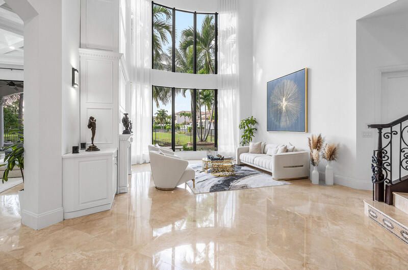 На продажу: $2,799,000 (5 спален, 7 ванн, 6519 Квадратных фут)