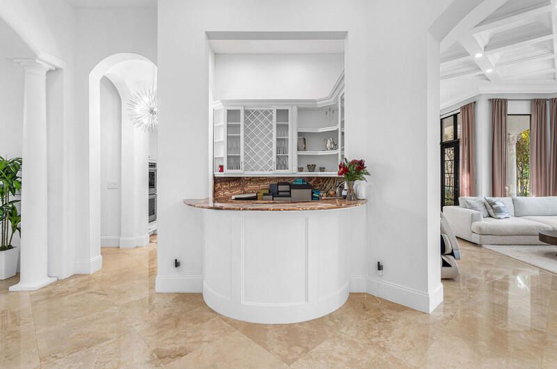 На продажу: $2,799,000 (5 спален, 7 ванн, 6519 Квадратных фут)