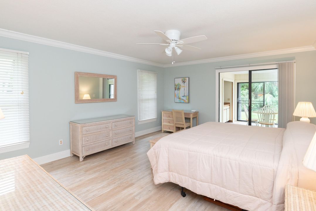For Sale: $549,000 (2 beds, 2 baths, 2128 Square Feet)