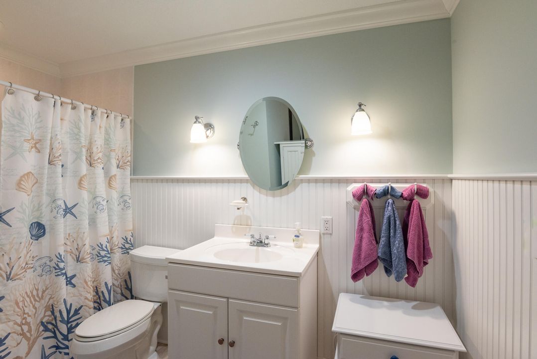 For Sale: $549,000 (2 beds, 2 baths, 2128 Square Feet)