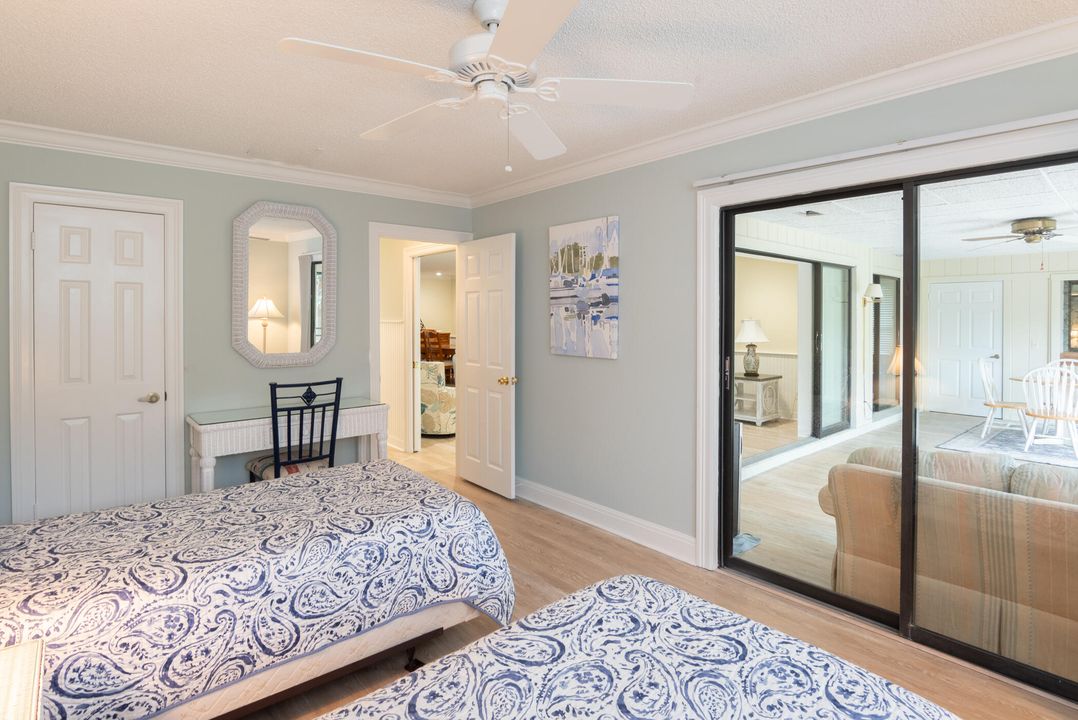 For Sale: $549,000 (2 beds, 2 baths, 2128 Square Feet)