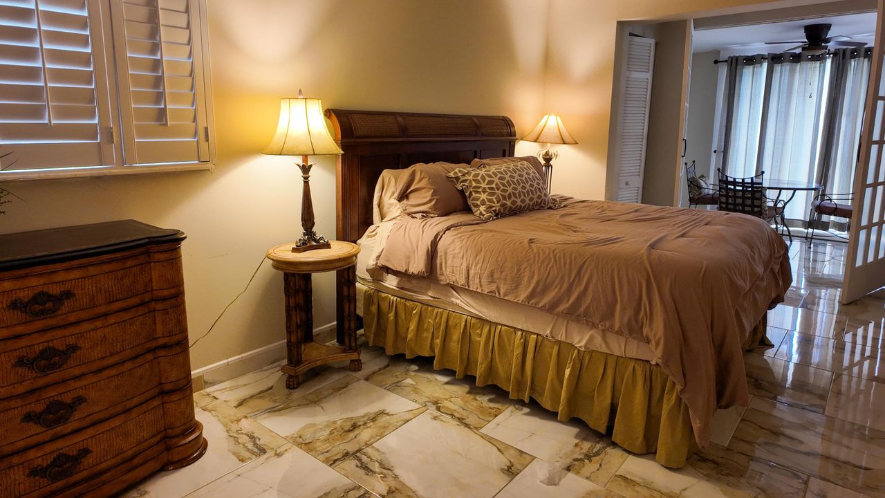 For Rent: $2,950 (3 beds, 2 baths, 1502 Square Feet)