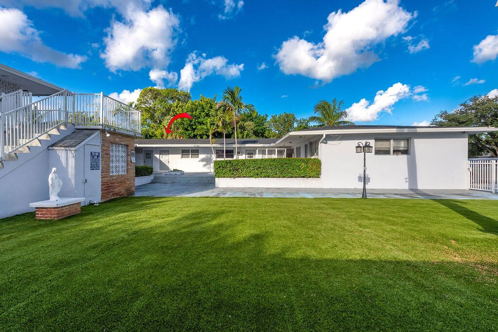 For Rent: $1,950 (2 beds, 1 baths, 524 Square Feet)