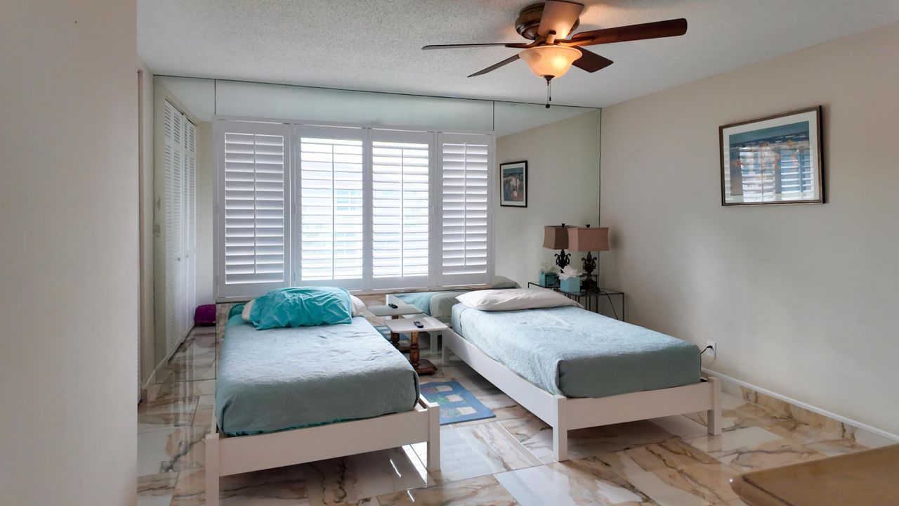 For Rent: $2,950 (3 beds, 2 baths, 1502 Square Feet)