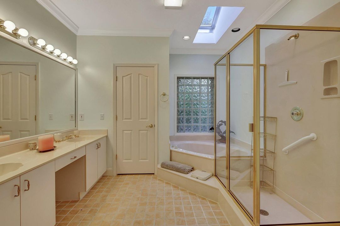 En Venta: $1,430,000 (3 camas, 3 baños, 3578 Pies cuadrados)