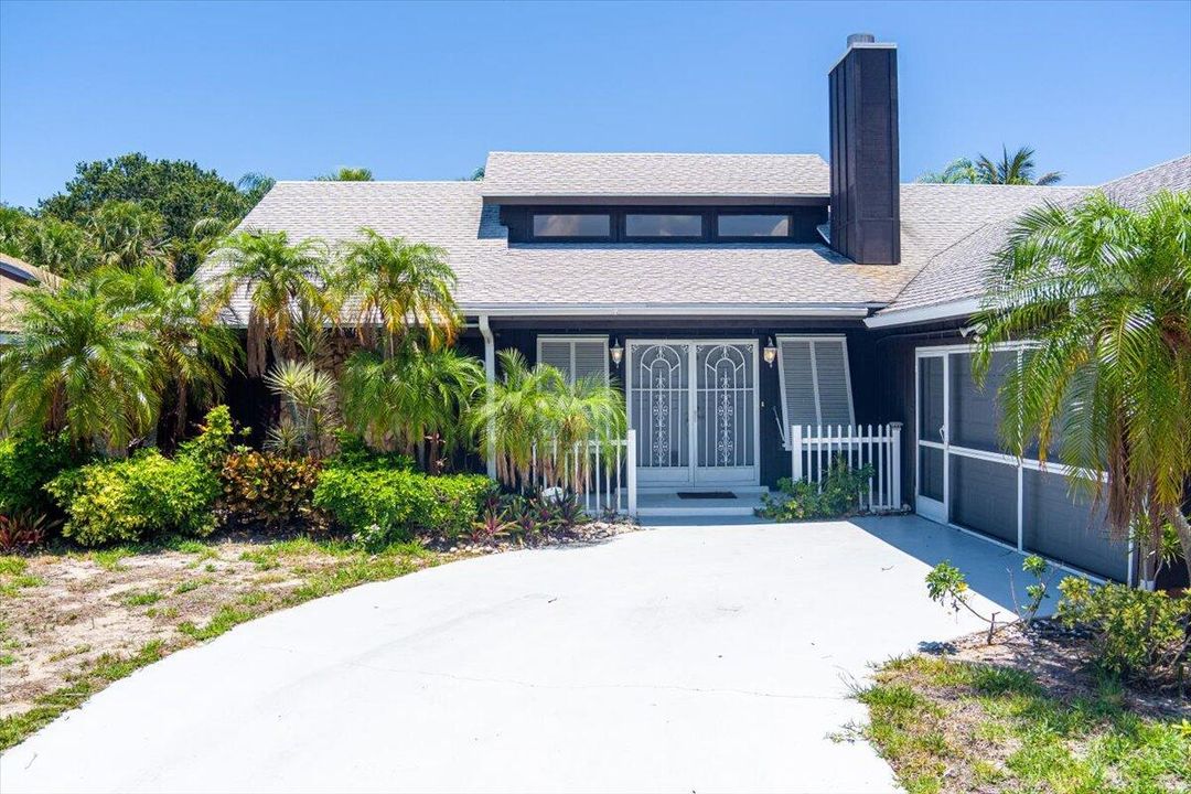 出租: $7,300 (3 贝兹, 2 浴室, 1608 平方英尺)