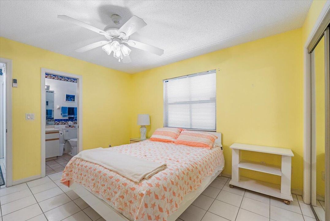 出租: $7,300 (3 贝兹, 2 浴室, 1608 平方英尺)