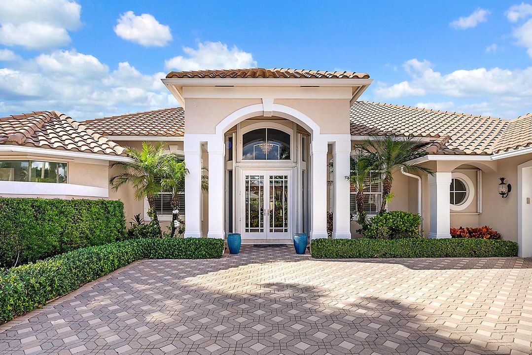 Active With Contract: $1,899,000 (4 beds, 3 baths, 3506 Square Feet)