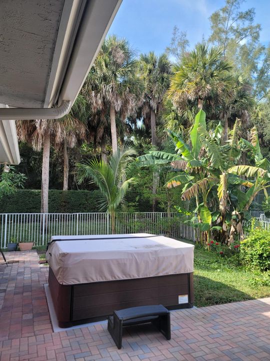 For Rent: $4,000 (5 beds, 3 baths, 2807 Square Feet)