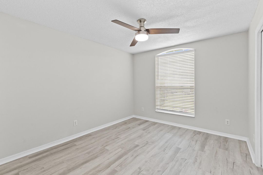 For Sale: $435,000 (3 beds, 2 baths, 1623 Square Feet)