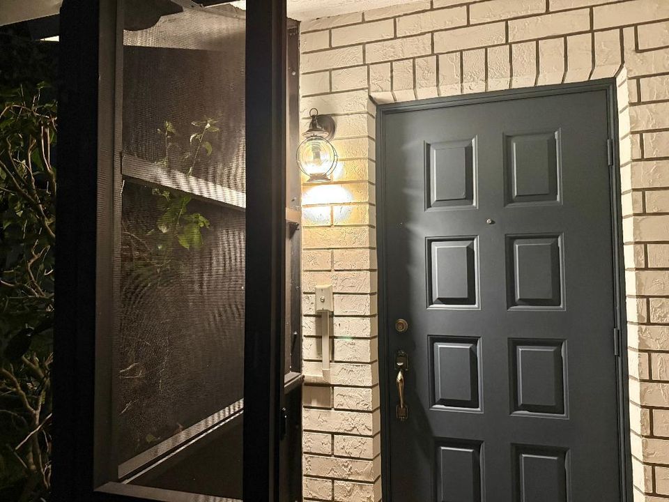 For Sale: $397,406 (2 beds, 2 baths, 1286 Square Feet)