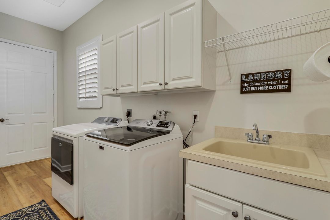 待售: $545,000 (2 贝兹, 2 浴室, 2086 平方英尺)