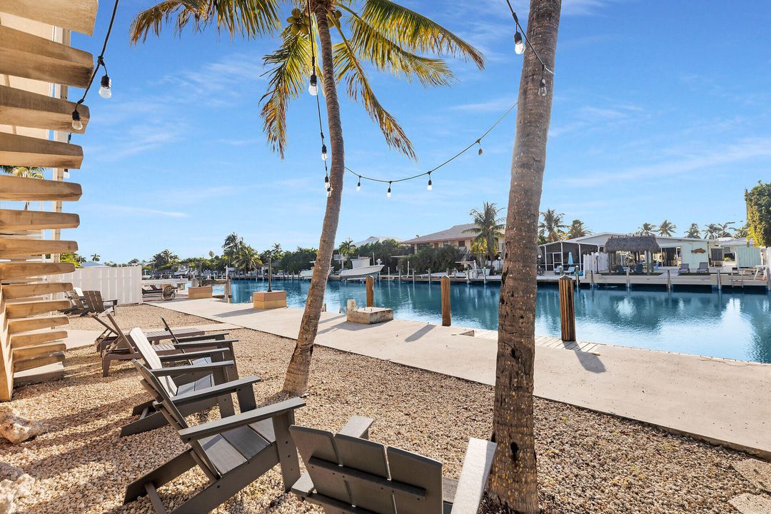 For Sale: $1,499,900 (4 beds, 3 baths, 1813 Square Feet)