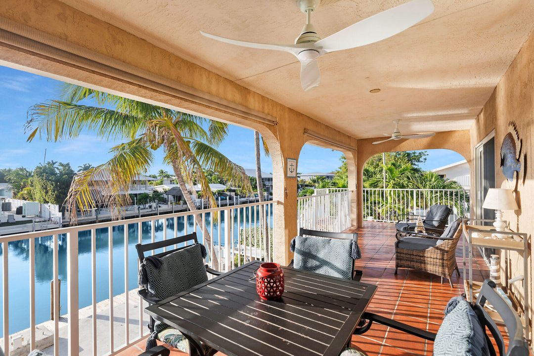 For Sale: $1,499,900 (4 beds, 3 baths, 1813 Square Feet)