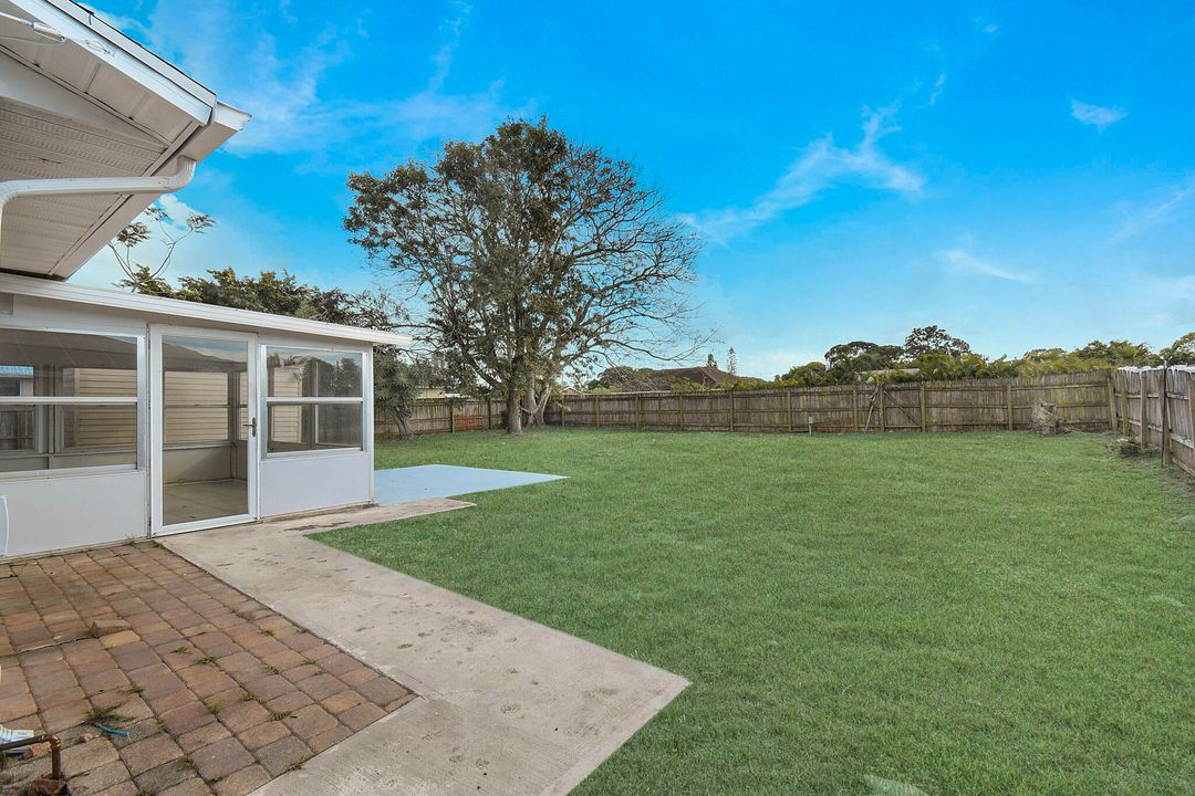 待售: $279,900 (2 贝兹, 2 浴室, 1430 平方英尺)