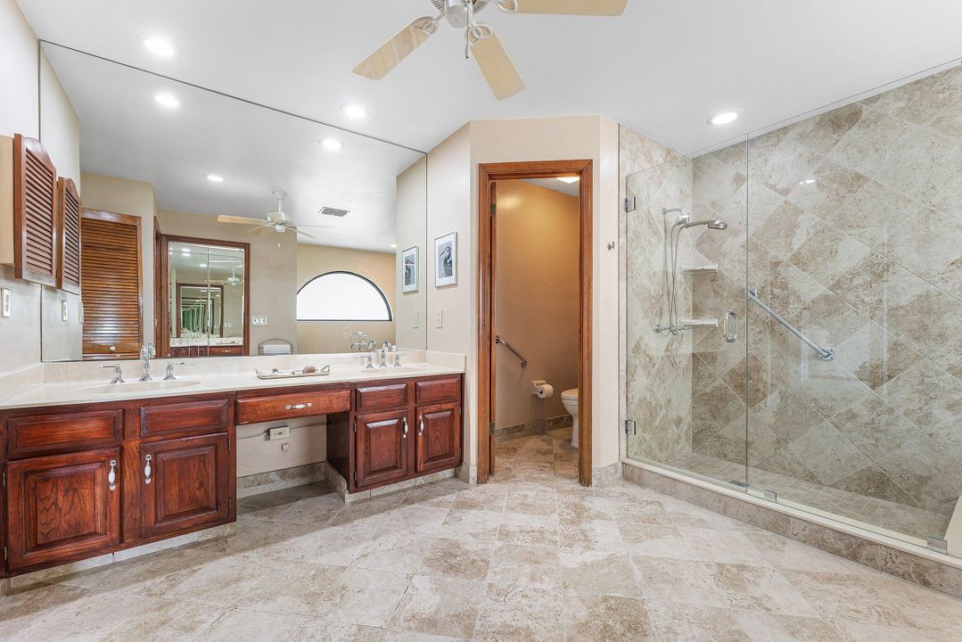 待售: $775,000 (4 贝兹, 3 浴室, 2743 平方英尺)