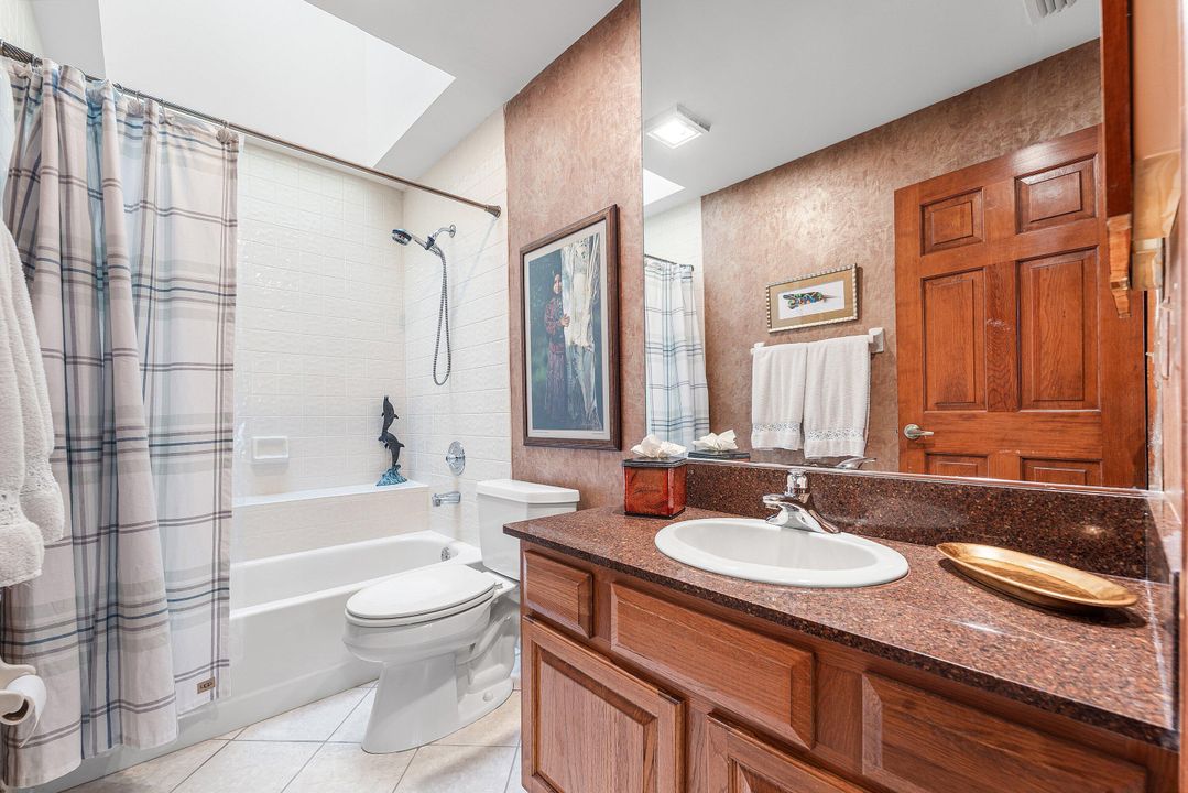 待售: $775,000 (4 贝兹, 3 浴室, 2743 平方英尺)