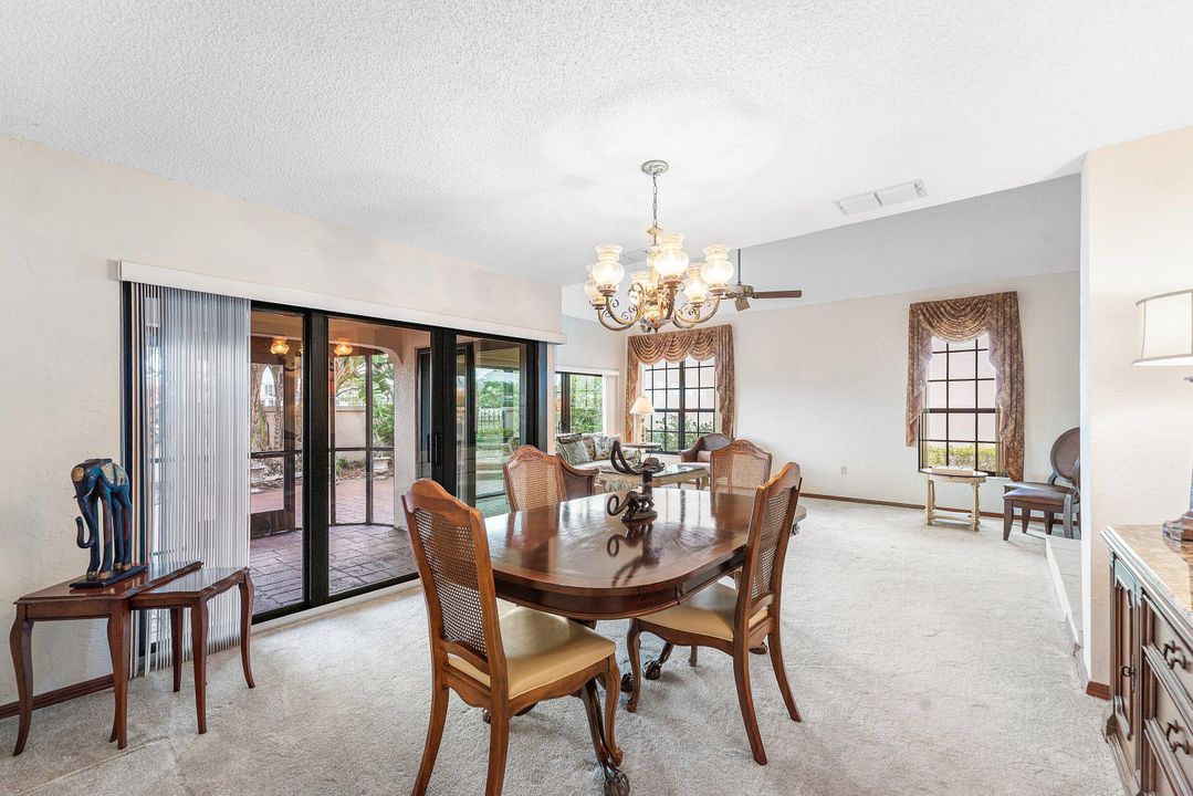 待售: $775,000 (4 贝兹, 3 浴室, 2743 平方英尺)