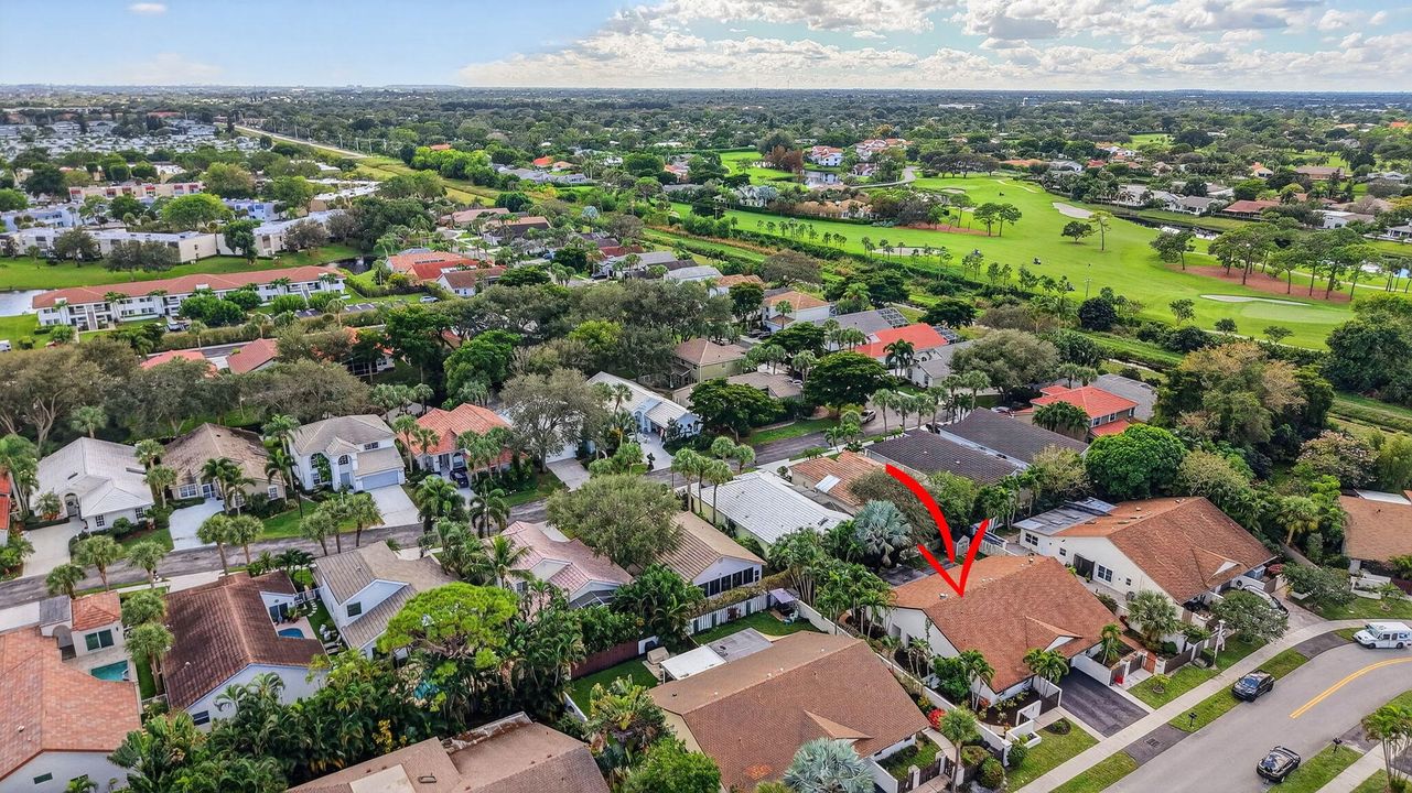 Active With Contract: $430,000 (2 beds, 2 baths, 1369 Square Feet)