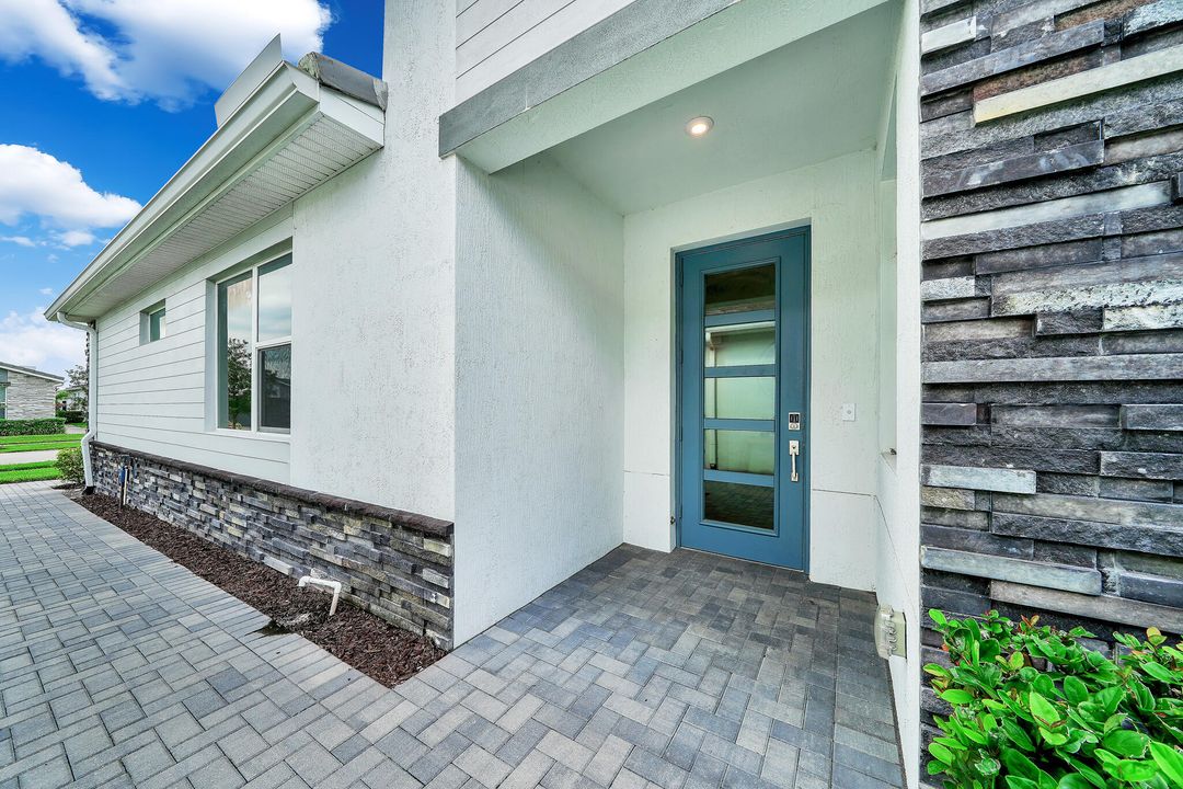 出租: $2,850 (3 贝兹, 2 浴室, 1878 平方英尺)