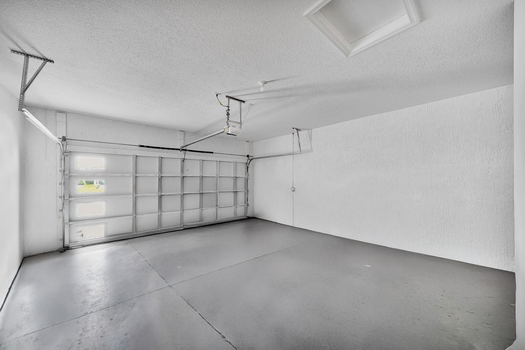 出租: $2,850 (3 贝兹, 2 浴室, 1878 平方英尺)