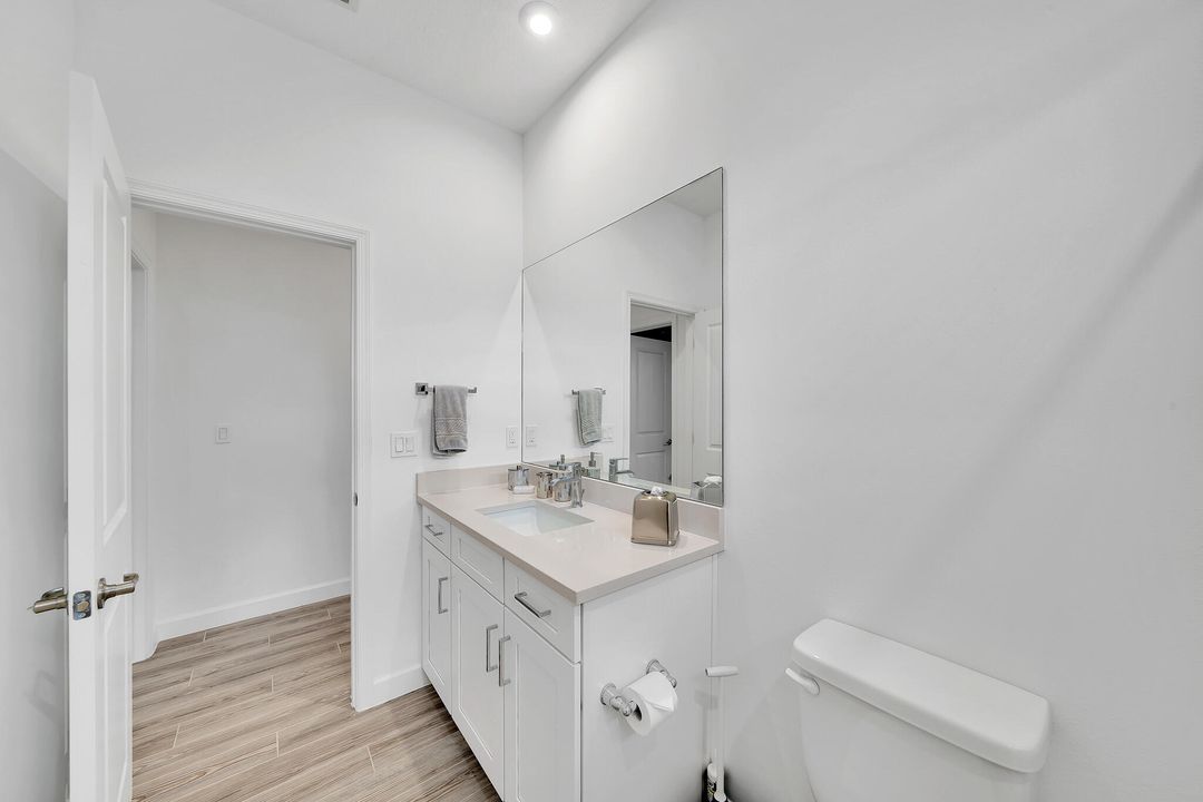 出租: $2,850 (3 贝兹, 2 浴室, 1878 平方英尺)