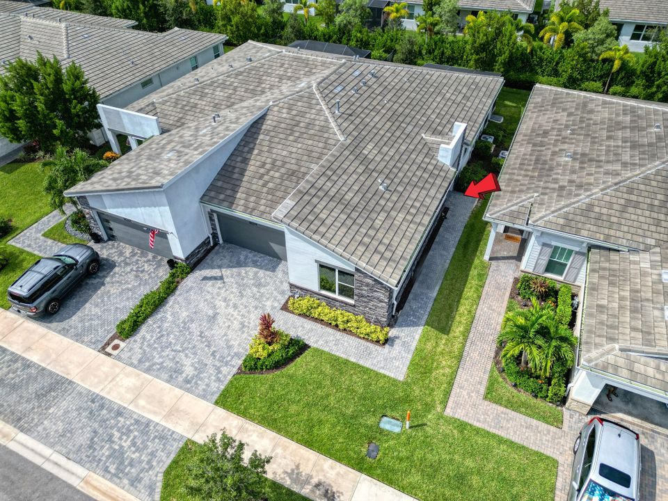 出租: $2,850 (3 贝兹, 2 浴室, 1878 平方英尺)