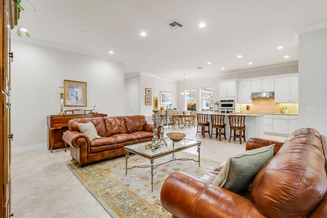 На продажу: $1,200,000 (3 спален, 2 ванн, 2112 Квадратных фут)