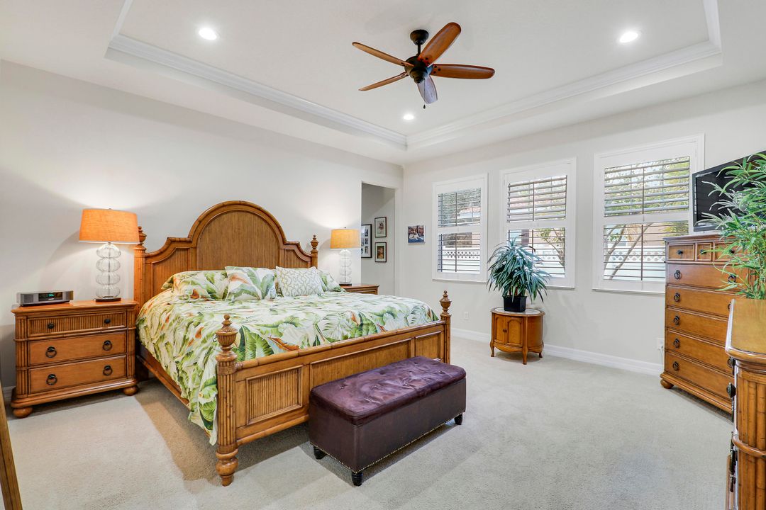 На продажу: $1,200,000 (3 спален, 2 ванн, 2112 Квадратных фут)