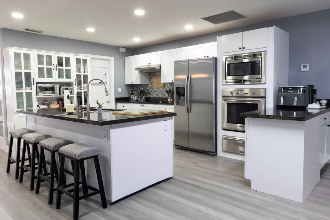 For Sale: $649,000 (3 beds, 2 baths, 1668 Square Feet)