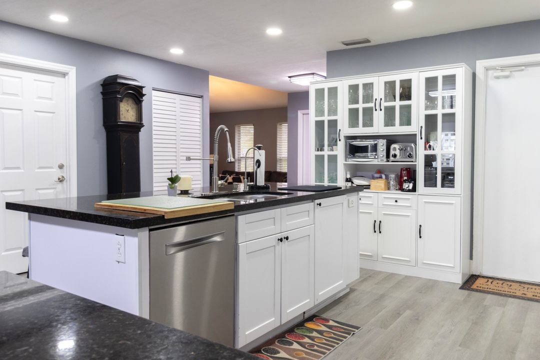 For Sale: $649,000 (3 beds, 2 baths, 1668 Square Feet)