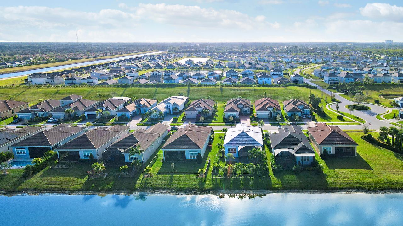 待售: $599,000 (3 贝兹, 2 浴室, 1932 平方英尺)