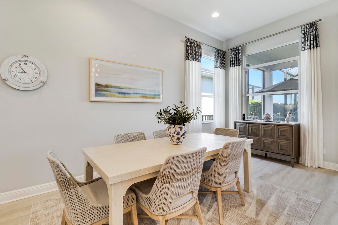 待售: $599,000 (3 贝兹, 2 浴室, 1932 平方英尺)