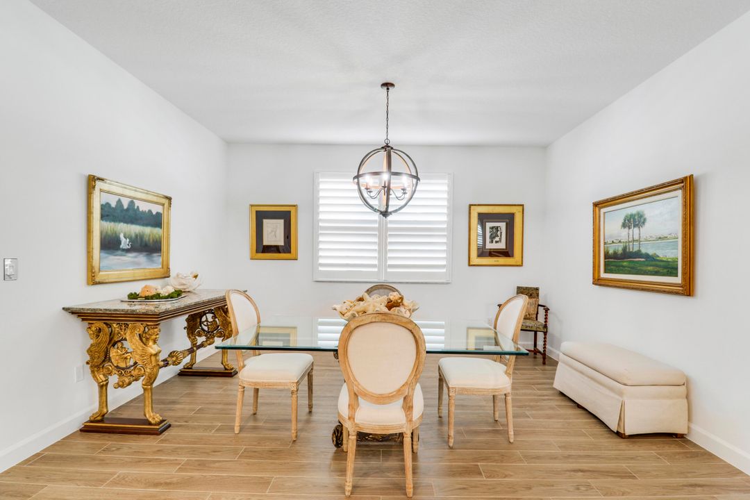 For Sale: $449,000 (2 beds, 2 baths, 2354 Square Feet)