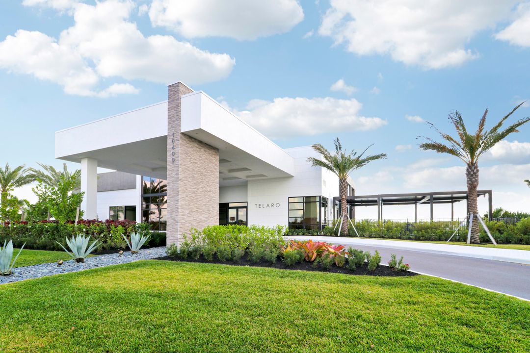 For Sale: $449,000 (2 beds, 2 baths, 2354 Square Feet)