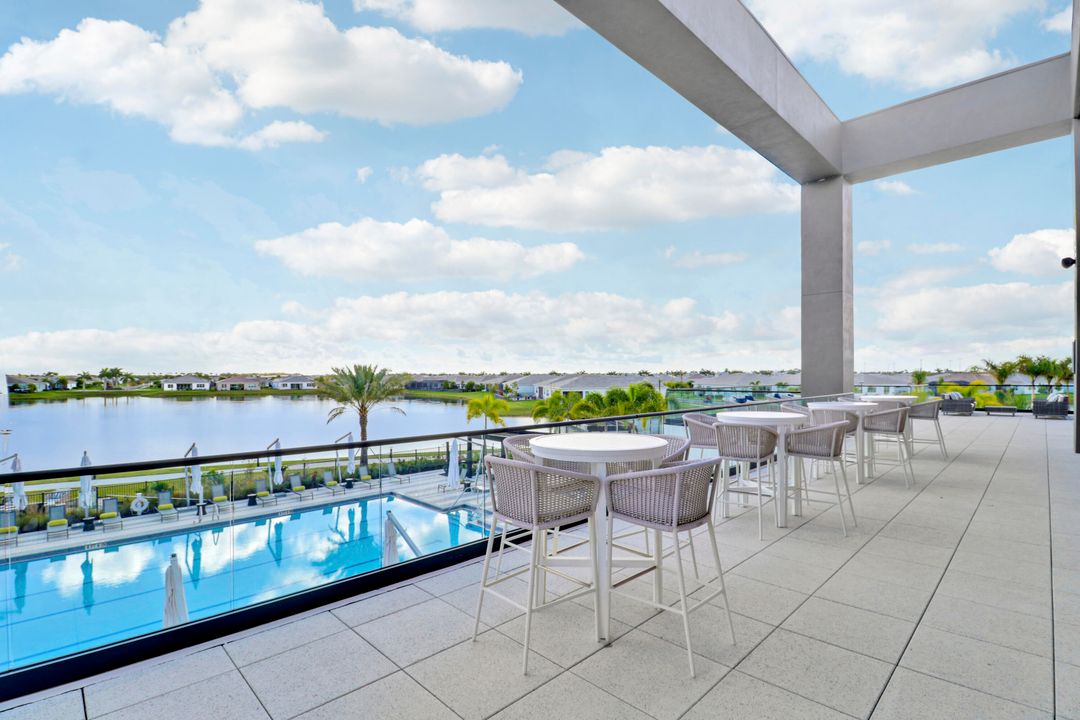 For Sale: $449,000 (2 beds, 2 baths, 2354 Square Feet)