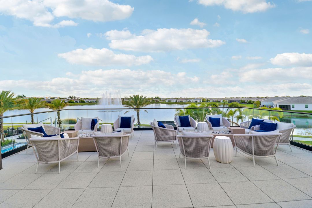 For Sale: $449,000 (2 beds, 2 baths, 2354 Square Feet)