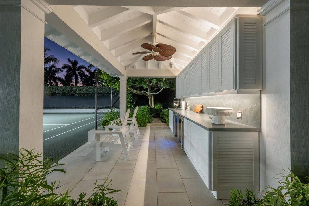 For Sale: $97,500,000 (9 beds, 10 baths, 8966 Square Feet)