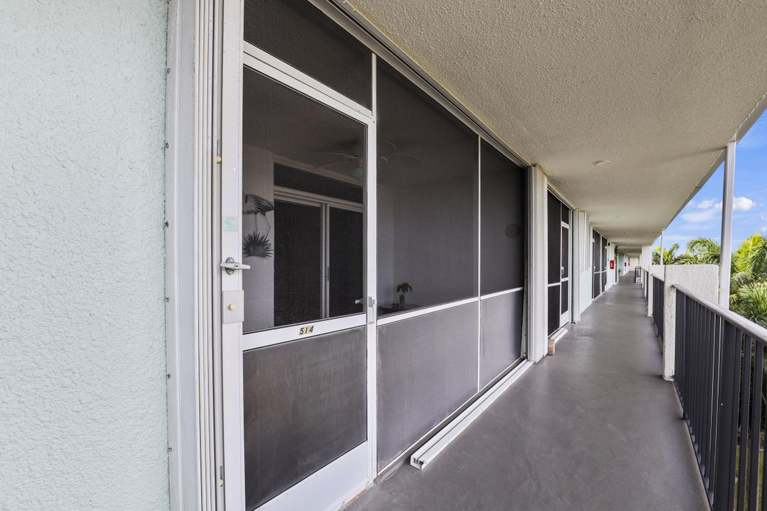 En Venta: $535,000 (2 camas, 2 baños, 990 Pies cuadrados)