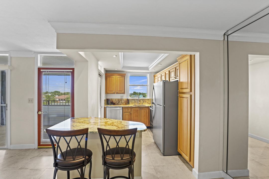 En Venta: $535,000 (2 camas, 2 baños, 990 Pies cuadrados)