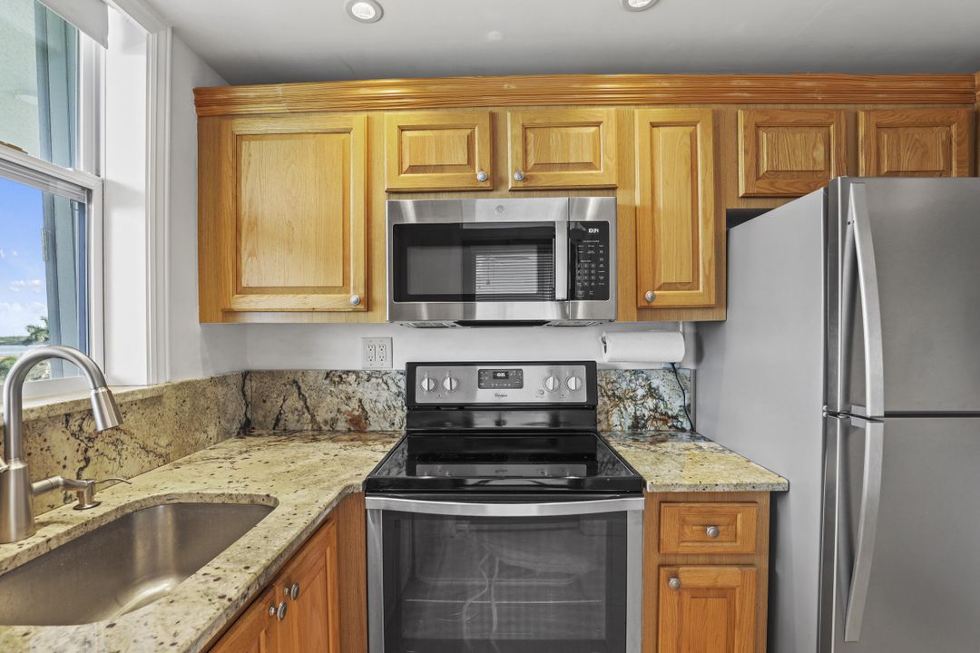 En Venta: $535,000 (2 camas, 2 baños, 990 Pies cuadrados)