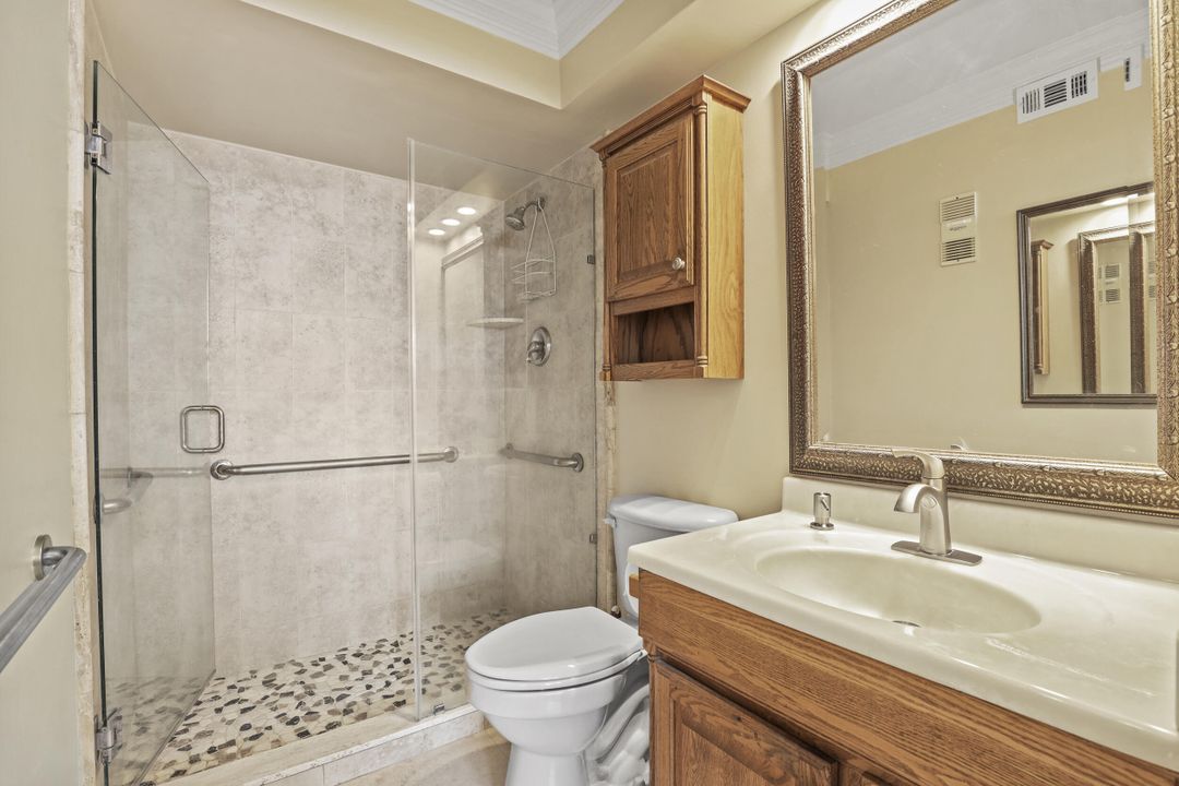 En Venta: $535,000 (2 camas, 2 baños, 990 Pies cuadrados)